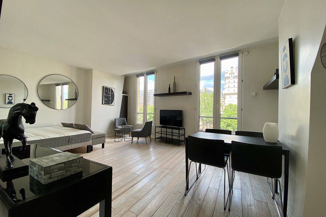 Appartement 1 pièce 31 m² · à Paris 6ème Arrondissement · 31 m² · 1 784 €/mois