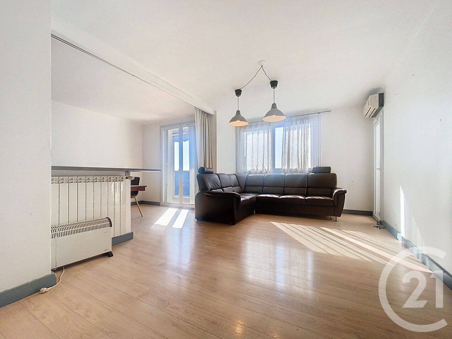 Appartement 2 pièces 56 m² · à Nice · 56,3 m² · 917 €/mois