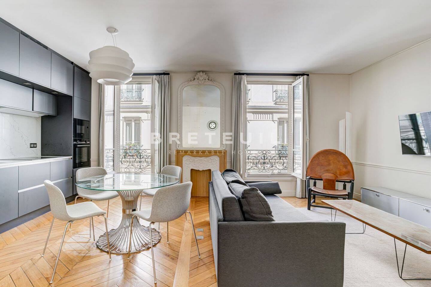 Appartement 2 pièces 65 m² · à Paris 17ème Arrondissement · 65 m² · 2 945 €/mois