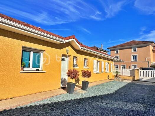 Maison de plain-pied à vendre 310 000 € 5 pièces 4 chambres 108 m² Sillans 38590