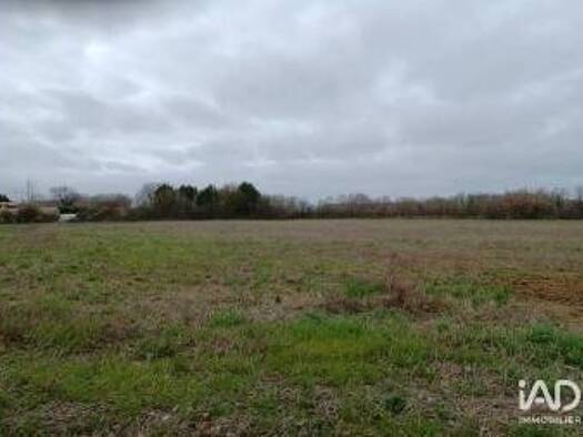 Terrain constructible à vendre 48 900 € 490 m² de terrain Marçay 86370