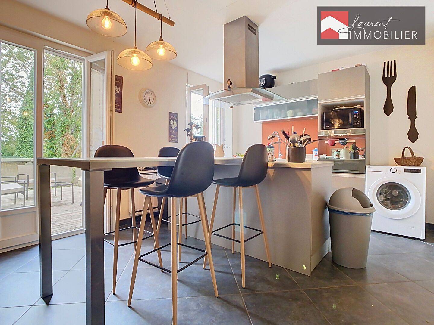 Appartement 5 pièces 97 m² · à Chalon-sur-Saône · 96,8 m² · 1 010 €/mois