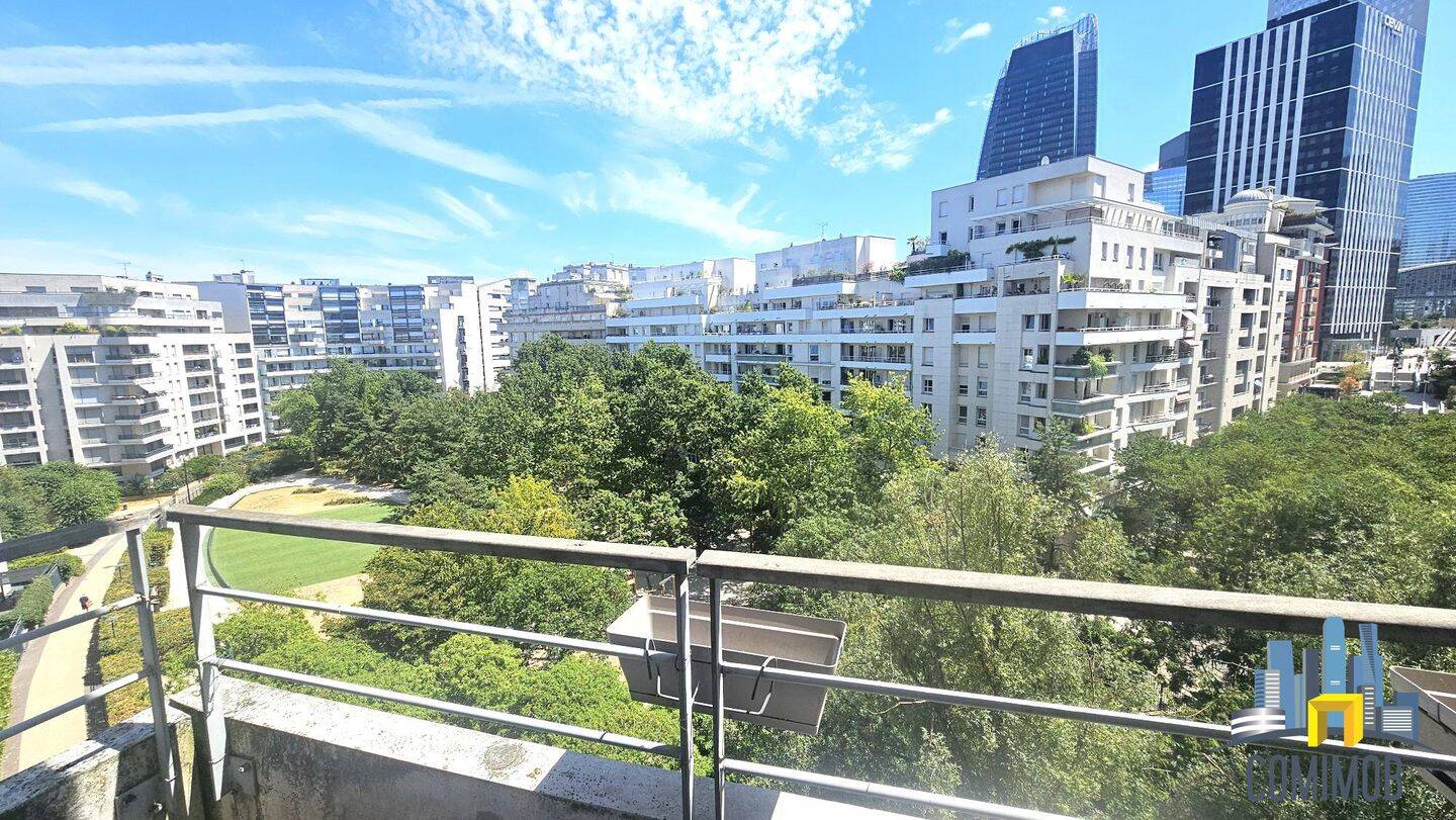 Appartement 3 pièces 68 m² · à Courbevoie · 67,5 m² · 517 800 €