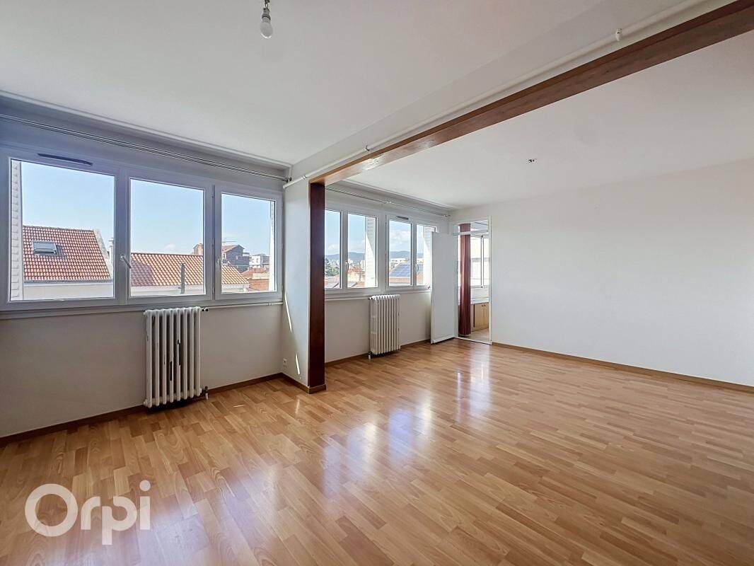 Appartement 3 pièces 66 m² · à Clermont-Ferrand · 65,6 m² · 720 €/mois