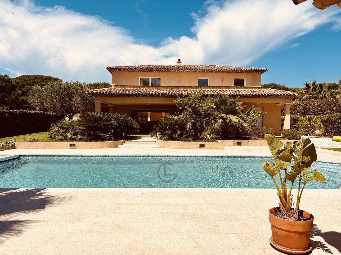 Maison 6 pièces 270 m² · à Sainte-Maxime · 270 m² · 2 980 000 €