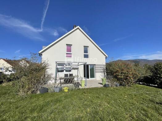 Maison à vendre 373 000 € 6 pièces 5 chambres 165 m² 622 m² de terrain Sud Ouest Thann 68800