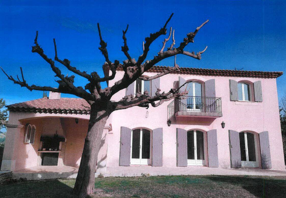 Maison 5 pièces 128 m² · à Aix-en-Provence · 127,8 m² · 2 800 €/mois