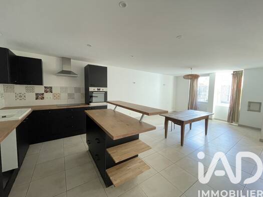 Maison de ville à vendre 159 000 € 5 pièces 4 chambres 143 m² Poncin 01450