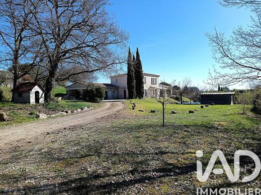 Maison à vendre 399 000 € 7 pièces 6 chambres 155 m² 2 495 m² de terrain Issirac 30760