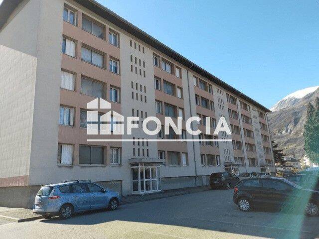 Appartement 3 pièces 57 m² · à Saint-Jean-de-Maurienne · 57 m² · 635 €