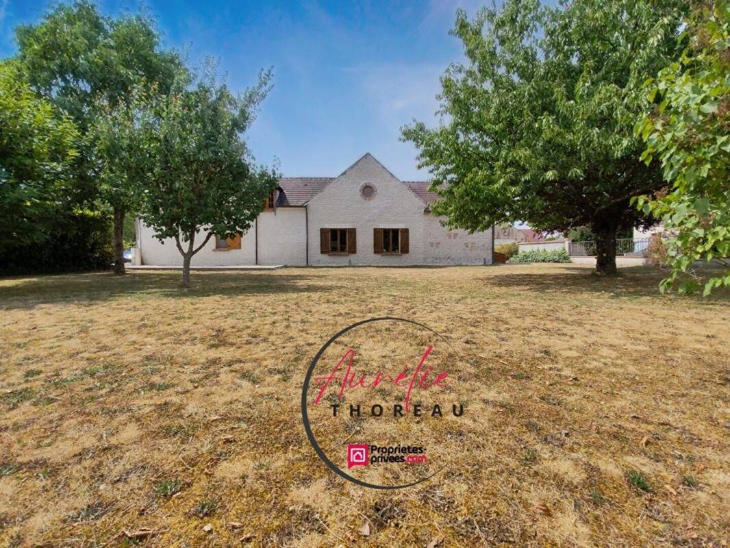 Maison 7 pièces 224 m² · à Neuville-aux-Bois · 224,4 m² · 329 900 €