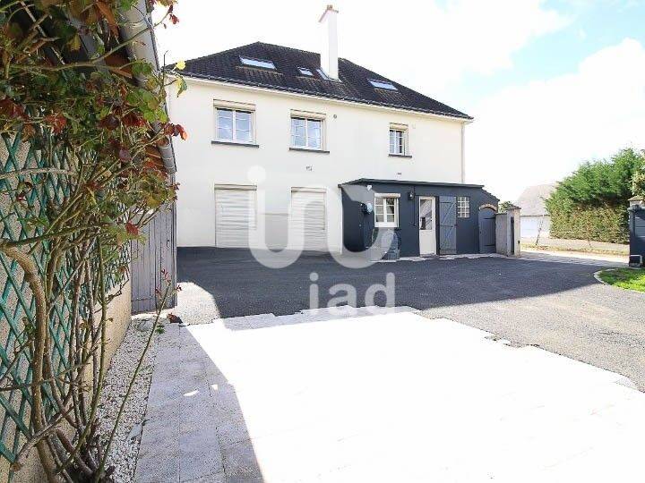 Maison 8 pièces 192 m² · à Saint-Avertin · 192 m² · 427 850 €