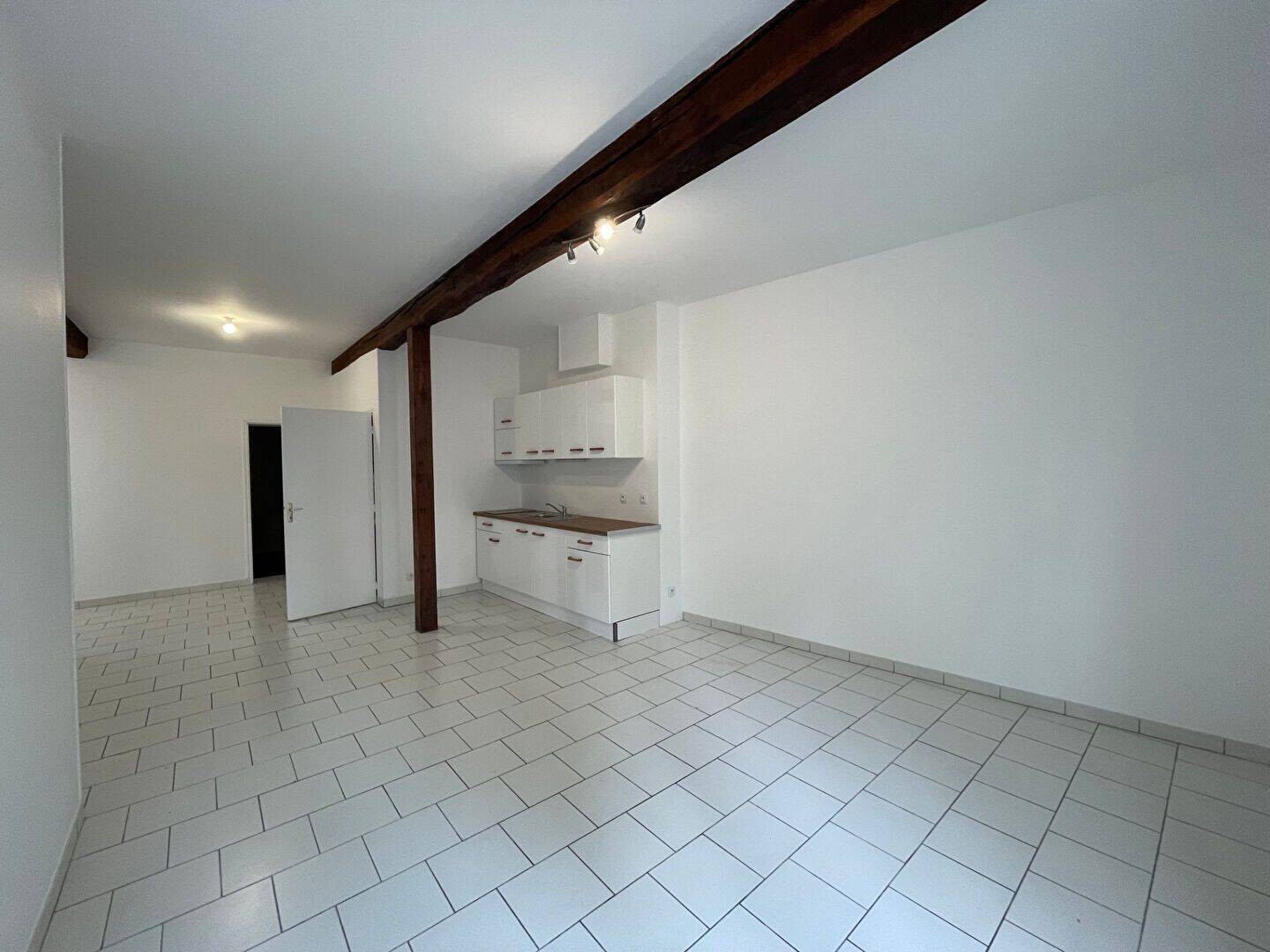 Appartement 2 pièces 50 m² · à Troyes · 49,8 m² · 540 €/mois