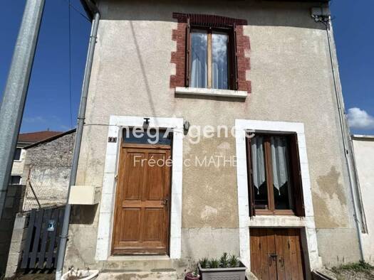 Maison à vendre 82 000 € 3 pièces 2 chambres 76 m² 143 m² de terrain Montier-en-l'Isle 10200