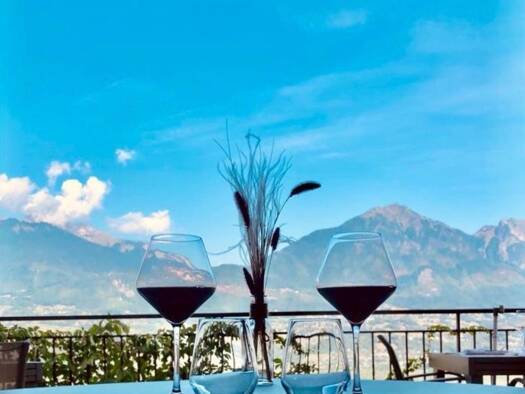 Restaurant à vendre Fonds de commerce 140 000 € 197 m² d'espace de restauration Monthion 73200