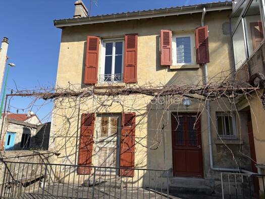 Maison à vendre 190 800 € 5 pièces 3 chambres 89 m² Serrières 07340