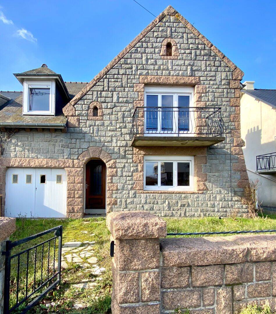 Maison 7 pièces 115 m² · à Saint-Brieuc · 114,9 m² · 174 075 €