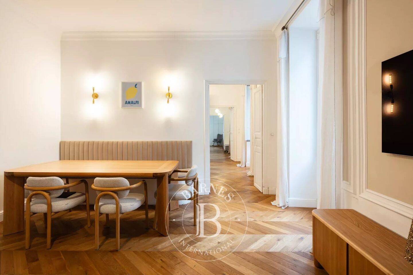 Appartement 5 pièces 111 m² · à Ajaccio · 110,8 m² · 735 000 €