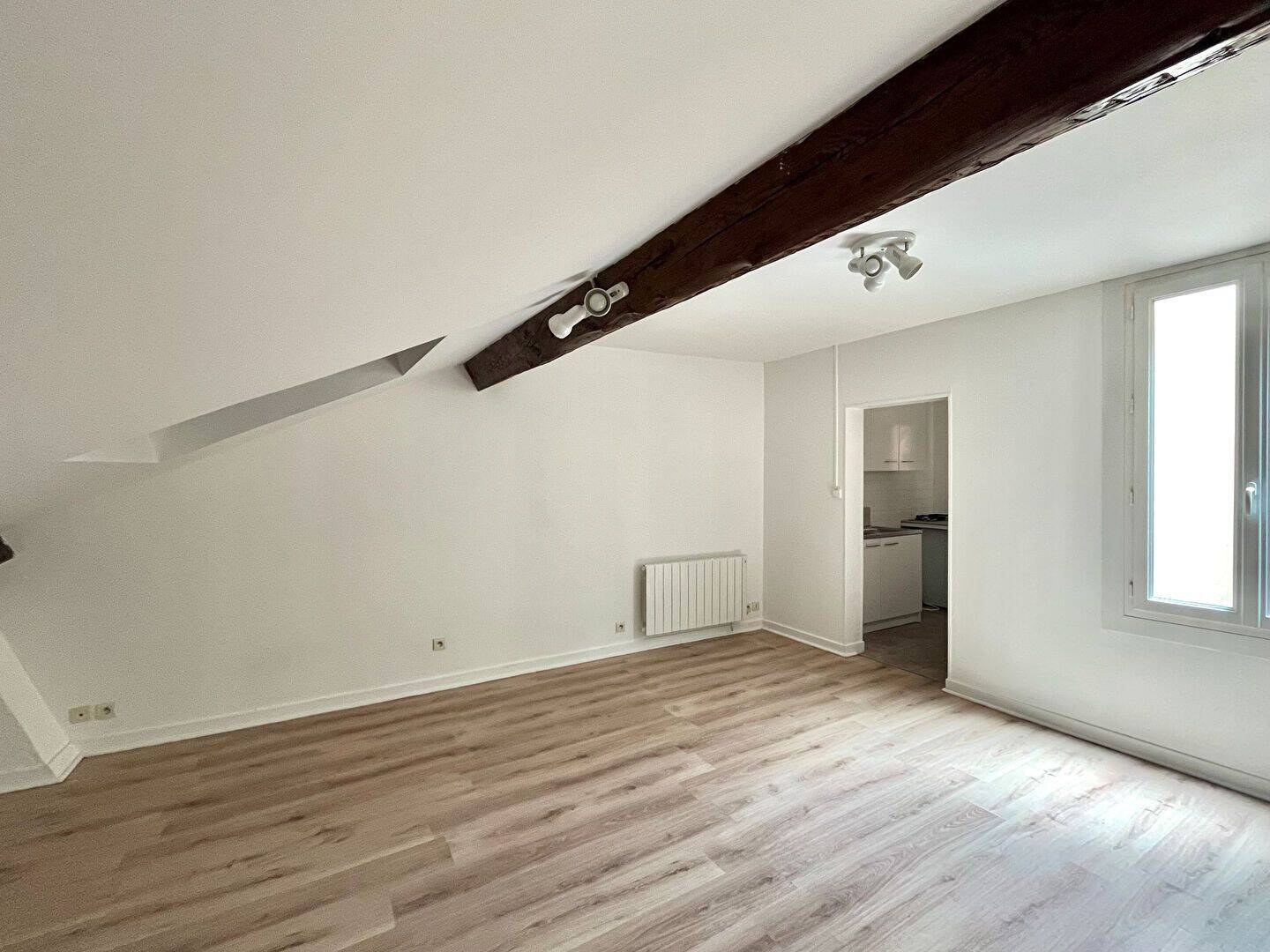 Appartement 1 pièce 29 m² · à Bourg-en-Bresse · 28,9 m² · 364 €/mois