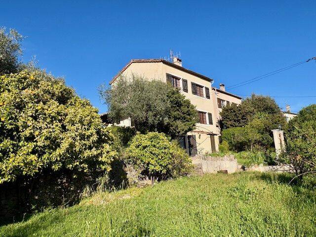 Maison 5 pièces 130 m² · à Grasse · 130 m² · 555 000 €