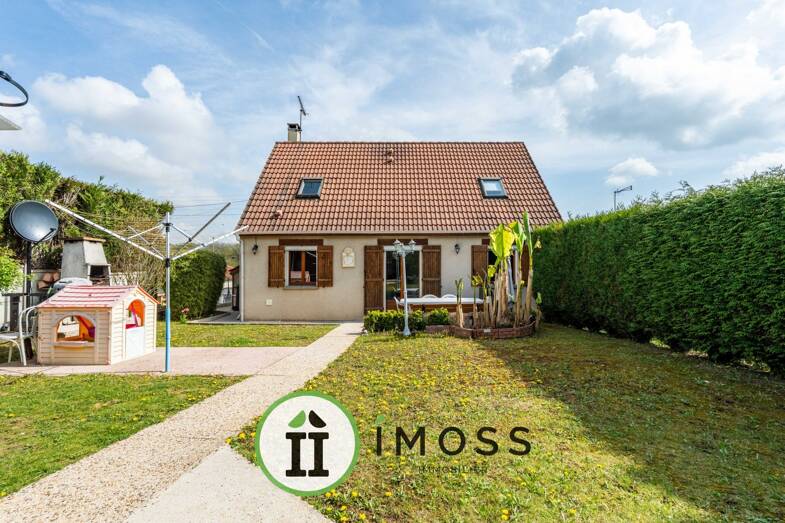 Maison à vendre 360 000 € 5 pièces 3 chambres 106 m² 400 m² de terrain Renaissance Goussainville 95190