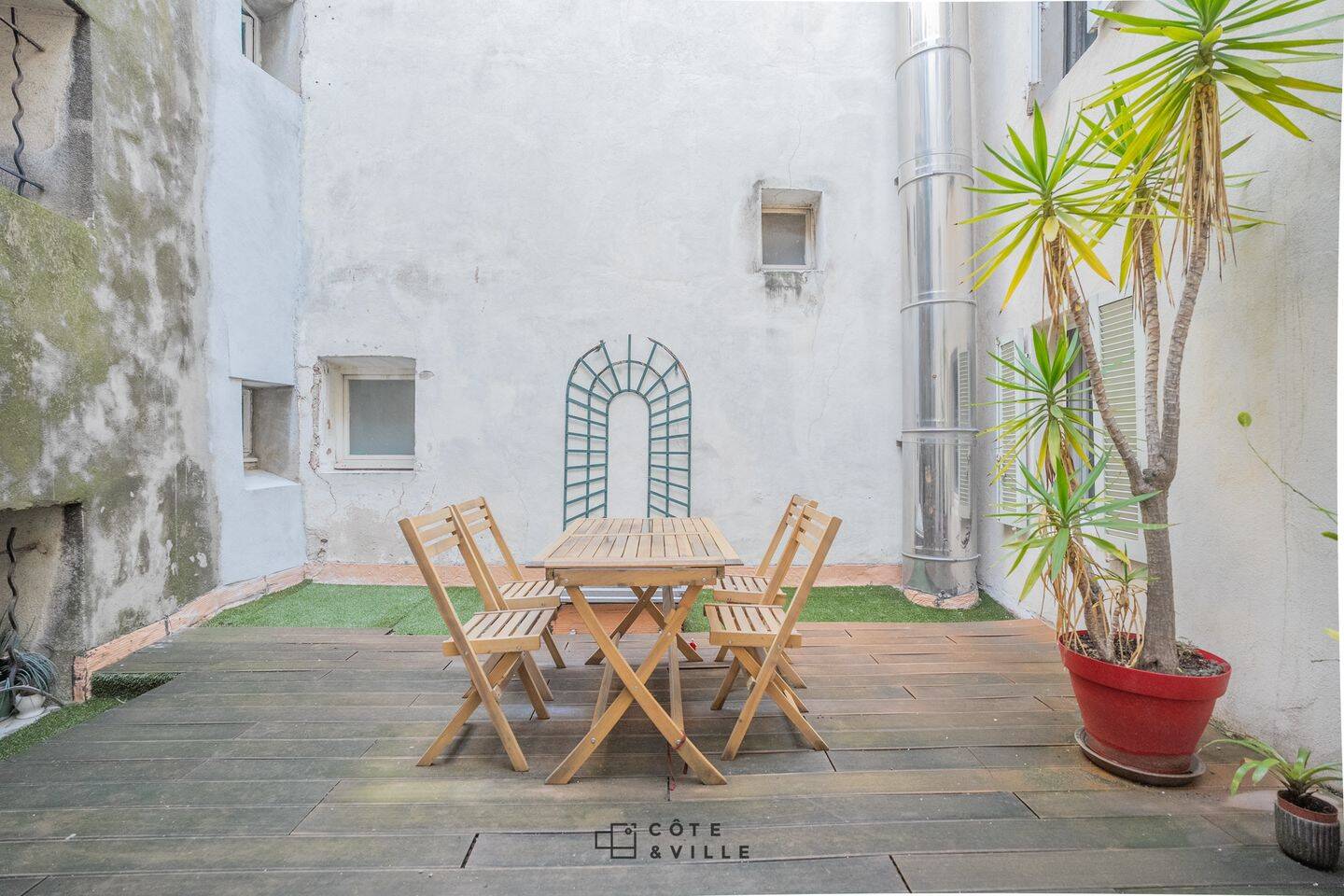 Appartement 3 pièces 65 m² · à Marseille 2ème Arrondissement · 64,7 m² · 249 000 €