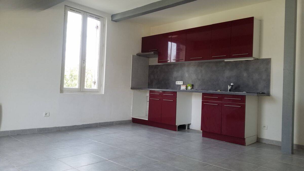 Maison 5 pièces 97 m² · à Sainte-Eulalie · 97 m² · 1 180 €/mois
