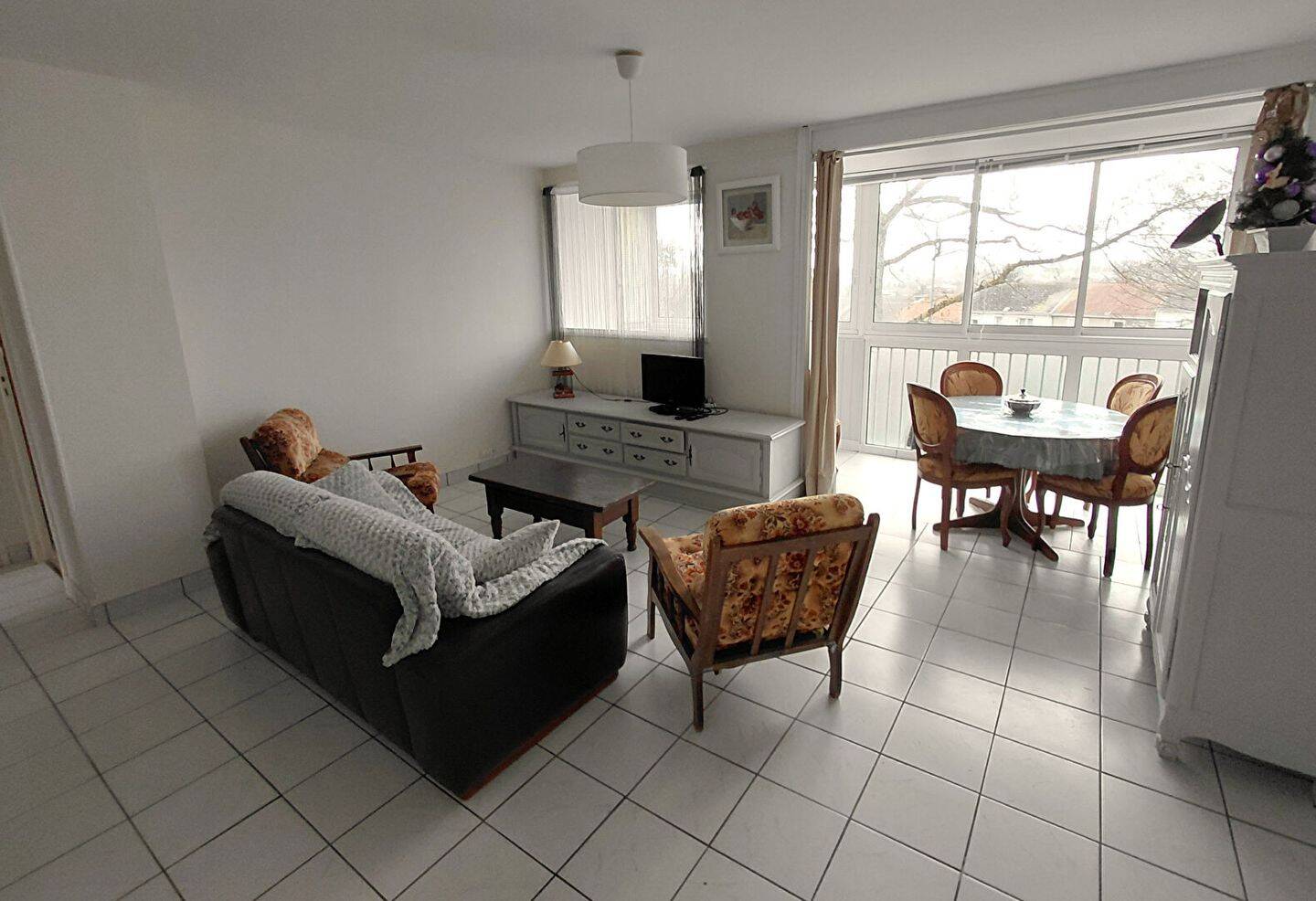Appartement 4 pièces 72 m² · à Cholet · 72 m² · 740 €/mois