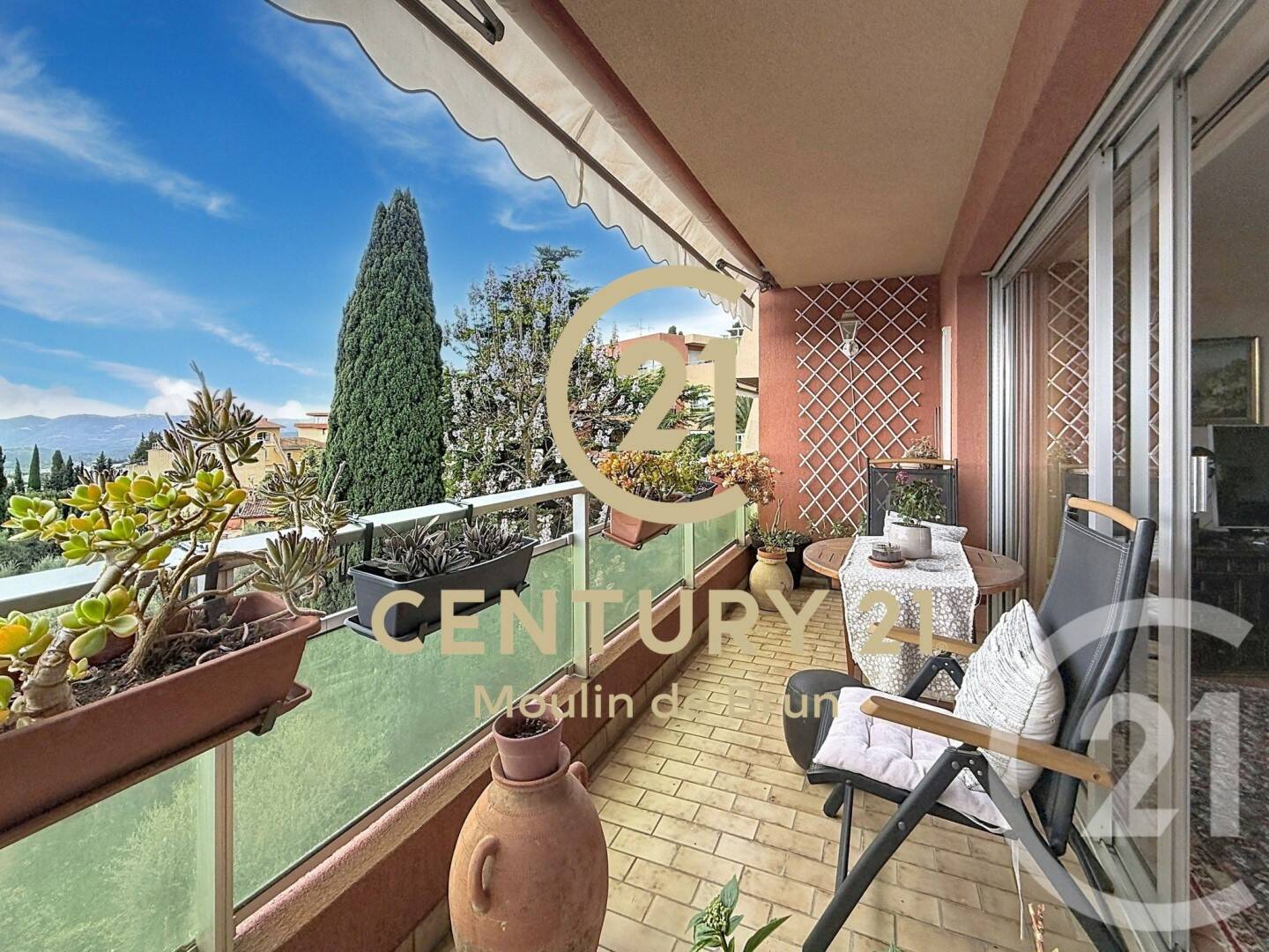 Appartement 3 pièces 80 m² · à Grasse · 80,2 m² · 268 000 €