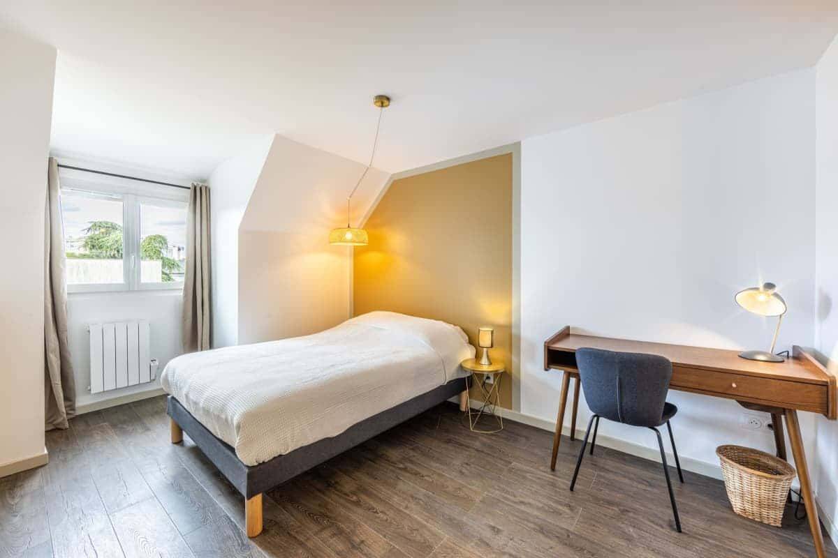 1 pièce 15 m² · à Châtillon · 15 m² · 998 €