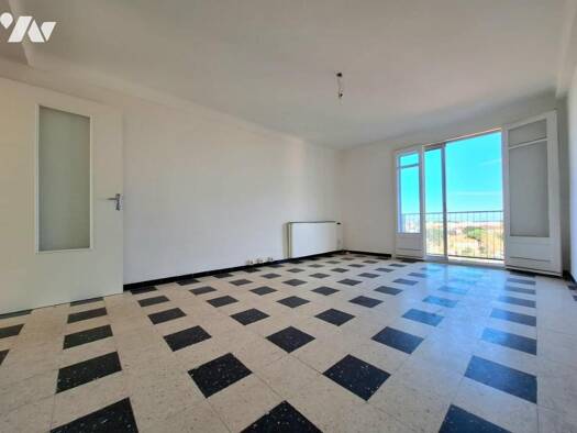 Appartement à vendre 79 000 € 3 pièces 2 chambres 68,5 m² Étage 7/8 Perpignan 66000