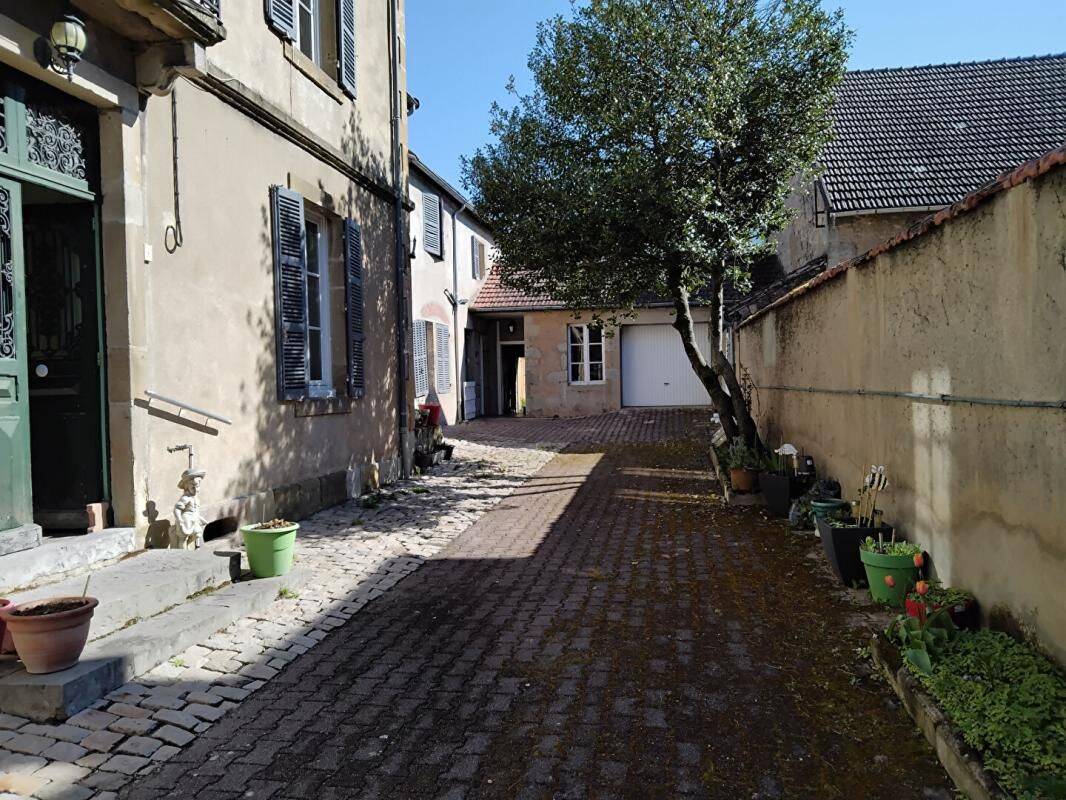 Appartement 3 pièces 90 m² · à Autun · 90 m² · 614 €