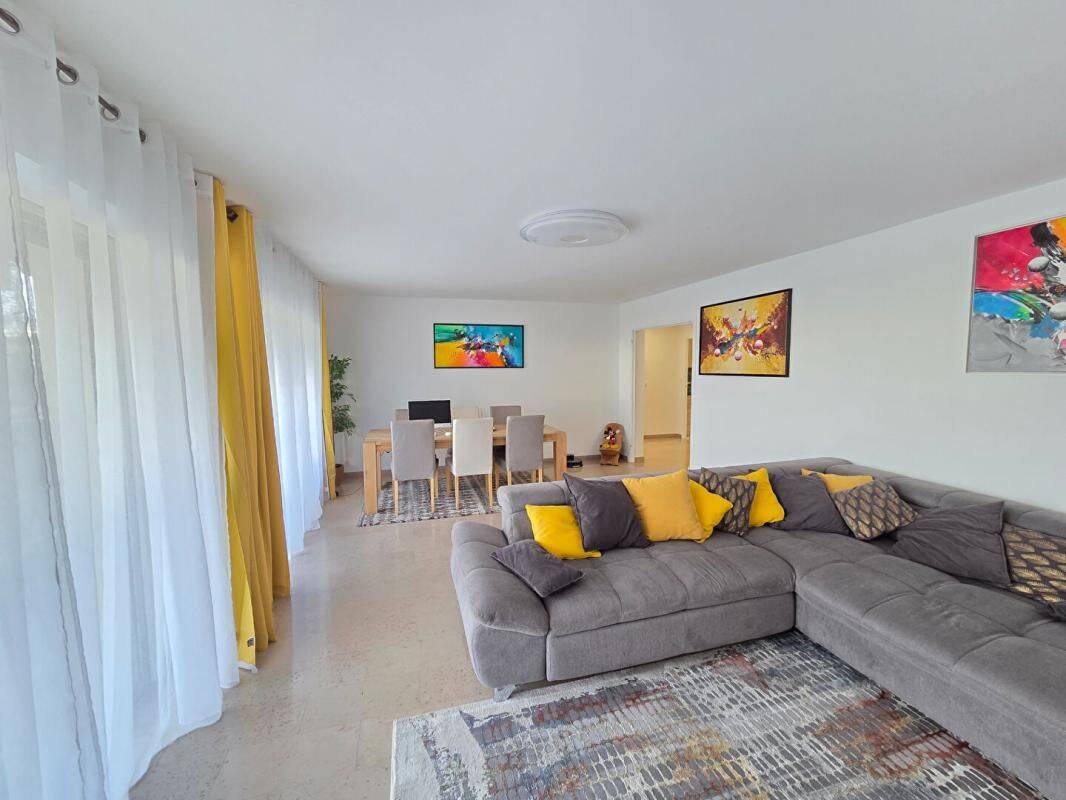 Appartement 5 pièces 132 m² · à Montélimar · 131,9 m² · 230 000 €