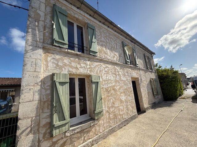Maison 5 pièces 80 m² · à Saint-Aigulin · 80 m² · 89 500 €