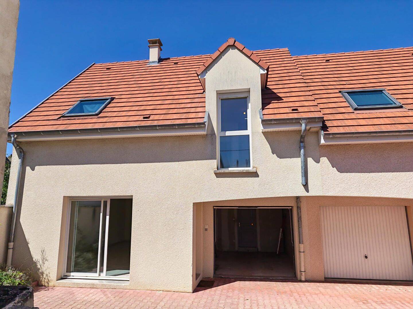 Maison 4 pièces 88 m² · à Dijon · 88 m² · 374 400 €