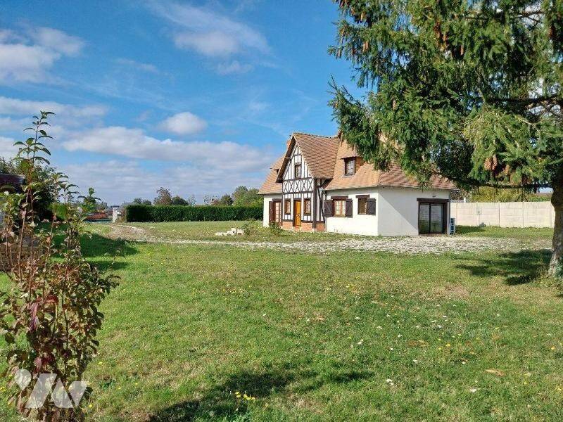 Maison 7 pièces 130 m² · à Marbeuf · 130 m² · 210 000 €