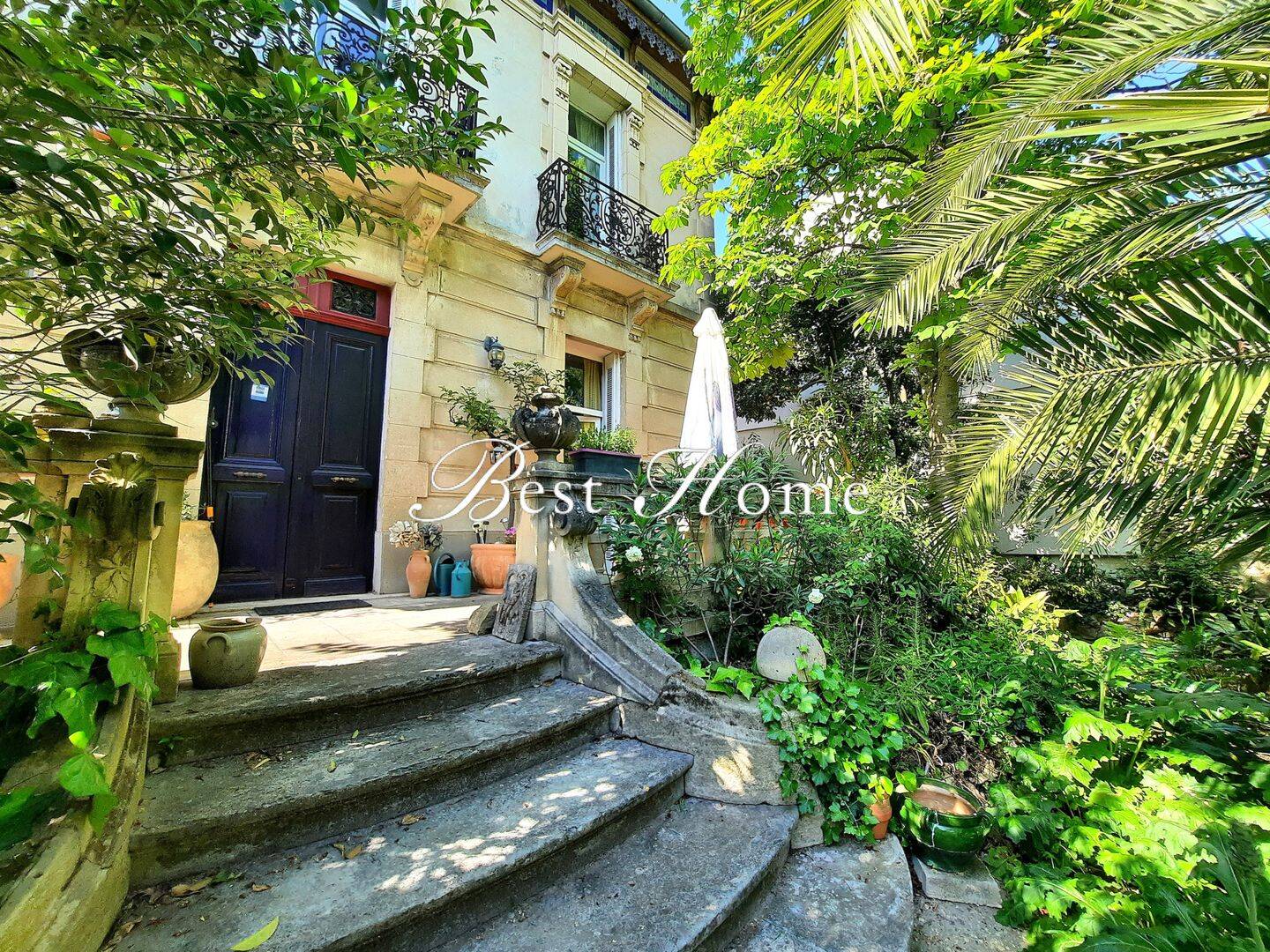 Maison 6 pièces 187 m² · à Nîmes · 187 m² · 745 000 €