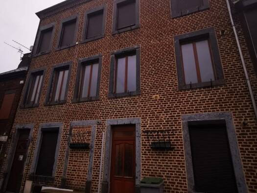 Immeuble à vendre 210 000 € 300 m² Nord et Est Fumay 08170