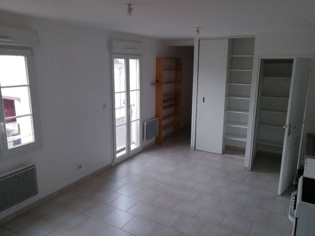 Appartement 1 pièce 42 m² · à Saint-Just-en-Chaussée · 42 m² · 508 €