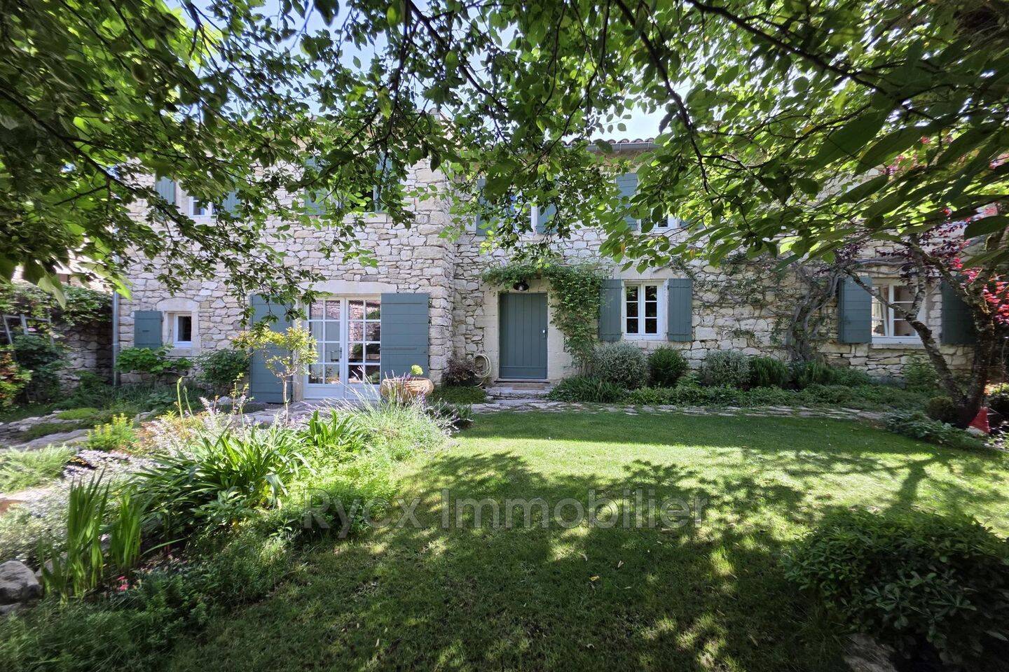 Maison 6 pièces 170 m² · à Murs · 170 m² · 795 000 €