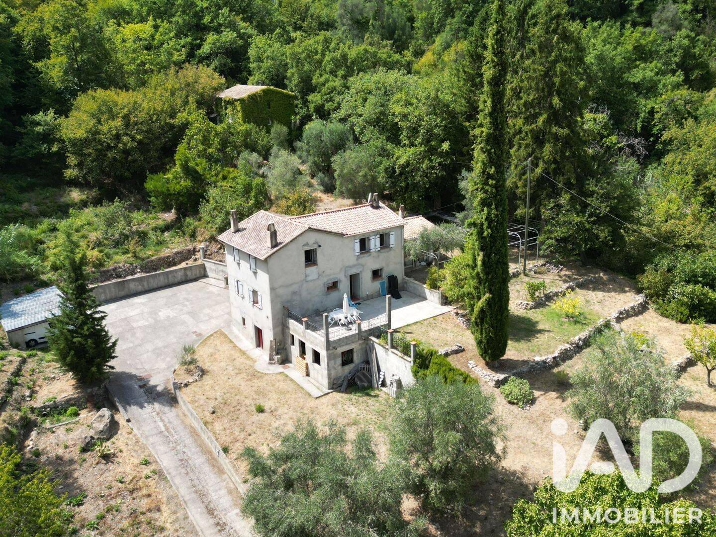 Maison 6 pièces 110 m² · à Bonson · 110 m² · 419 000 €