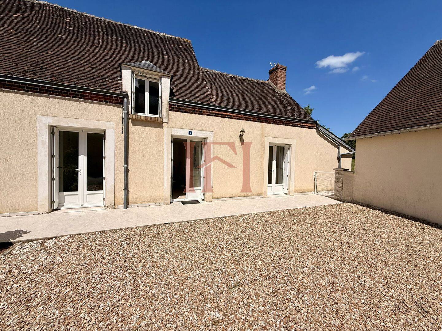 Maison 4 pièces 81 m² · à Cloyes-les-Trois-Rivières · 80,7 m² · 128 000 €