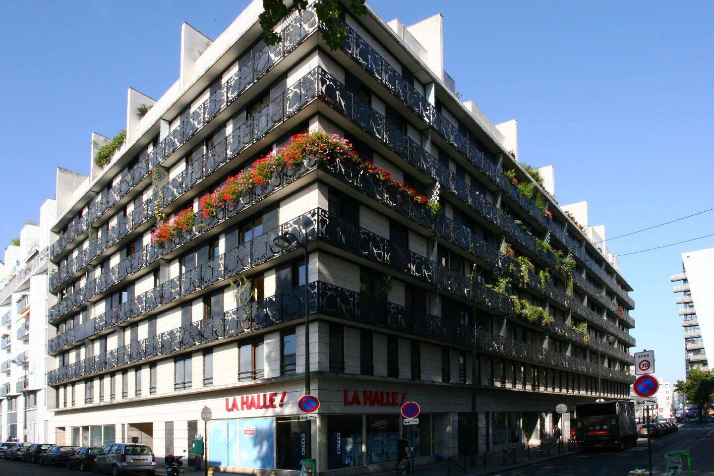 Appartement 1 pièce 35 m² · à Paris 19ème Arrondissement · 35 m² · 1 224 €