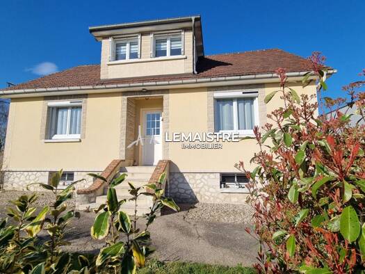 Maison à vendre 232 000 € 6 pièces 4 chambres 97,3 m² 1 000 m² de terrain Sahurs 76113