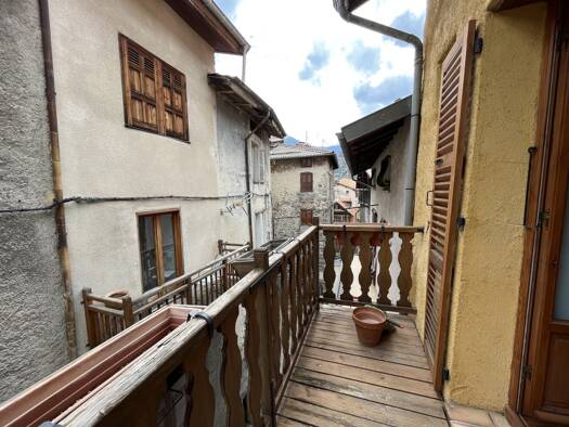 Maison à vendre 230 000 € 4 pièces 2 chambres 124,4 m² Saint-Martin-Vésubie 06450