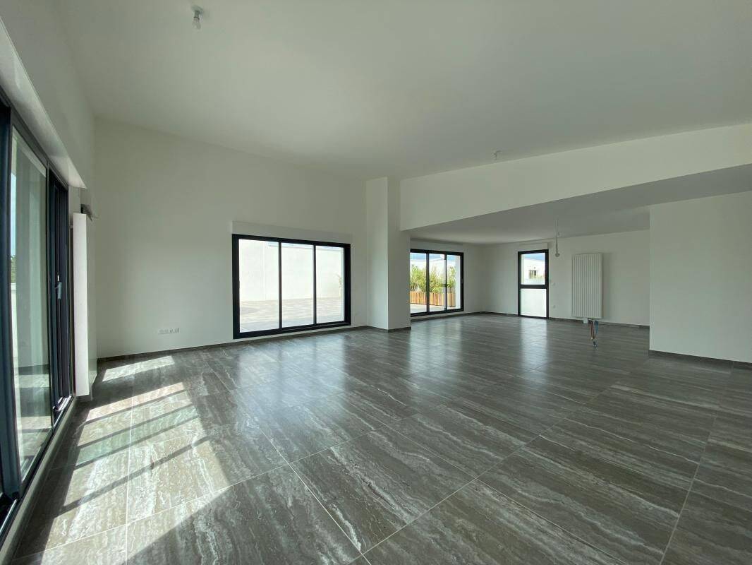 Appartement 4 pièces 152 m² · à La Rochelle · 151,5 m² · 2 500 €