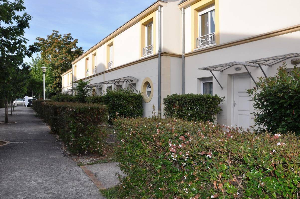 Appartement 4 pièces 74 m² · à Le Bouscat · 74 m² · 859 €