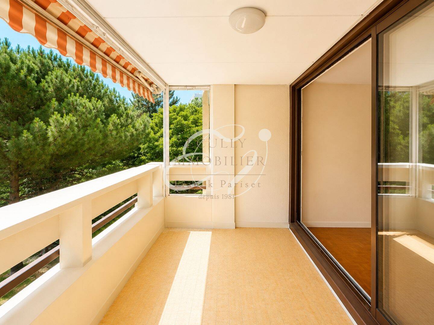 Appartement 6 pièces 114 m² · à Écully · 114 m² · 320 000 €