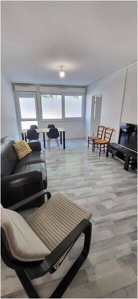 4 pièces 68 m² · à Villeneuve-d'Ascq · 67,9 m² · 1 230 €
