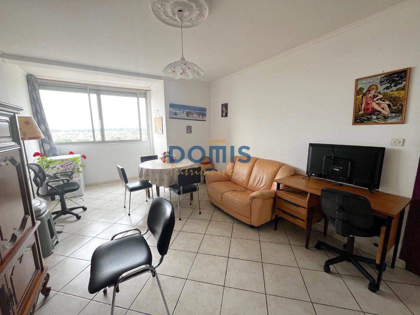 Appartement 3 pièces 60 m² · à Nîmes · 60,1 m² · 86 000 €